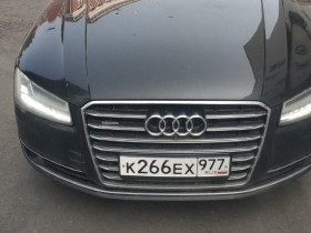 legkovoy-avtomobil-audi-a8